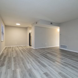 bedroom at Quail Pointe located in Spartanburg, SC