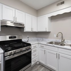kitchen at Quail Pointe located in Spartanburg, SC